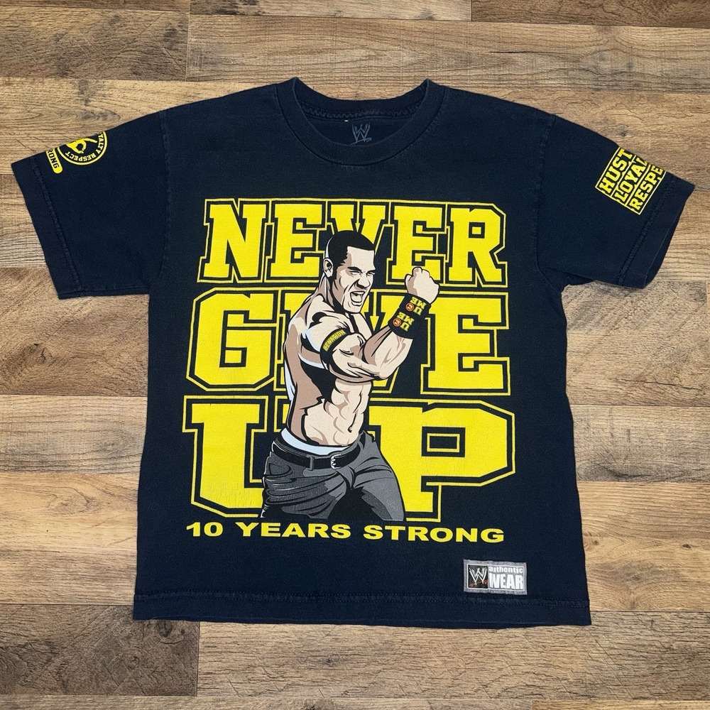 WWE John Cena Never Give Up 10 Years Strong T-Shirt Youth Med 2011 Graphic Tee